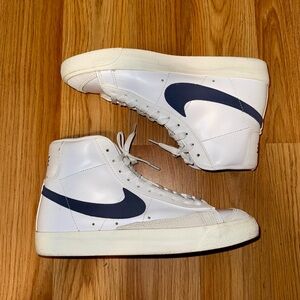 Nike Blazer Mid '77